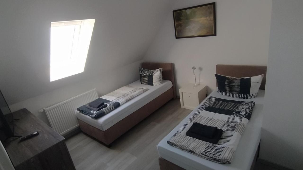 בלומברג Apartments Feniks מראה חיצוני תמונה