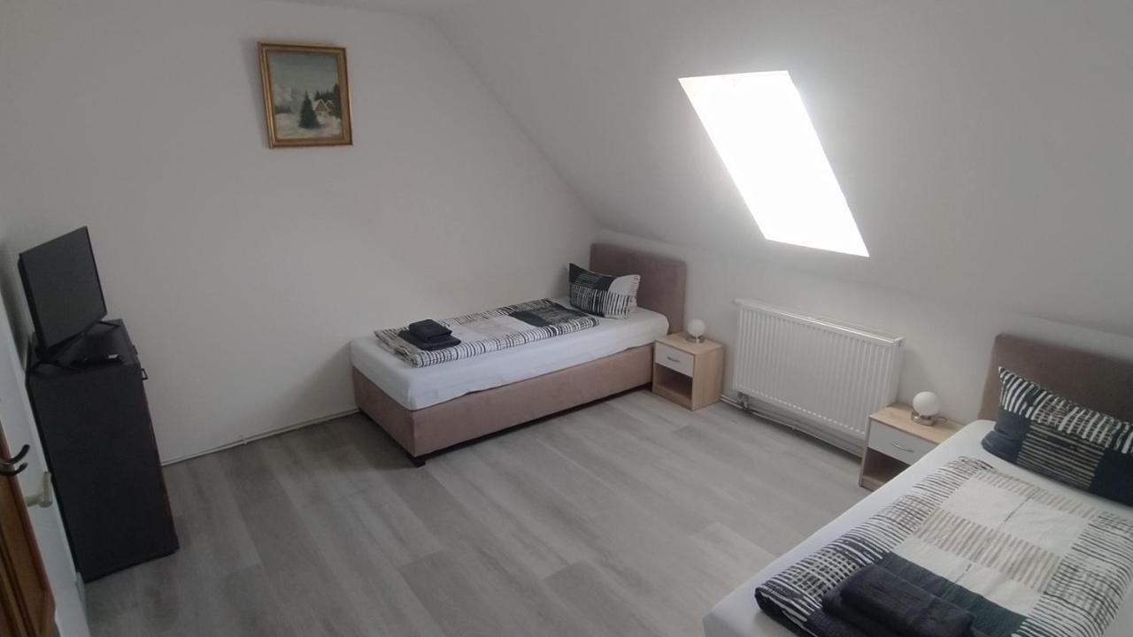 בלומברג Apartments Feniks מראה חיצוני תמונה