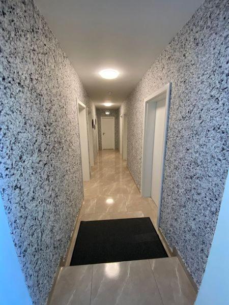 בלומברג Apartments Feniks מראה חיצוני תמונה